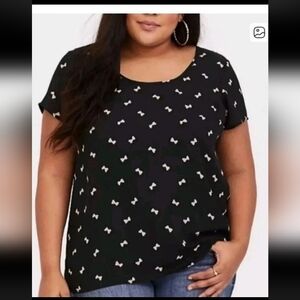 Torrid Women’s Blouse Size 2 Georgette Hi-Low Blouse Black With Pink Bows Whimsy